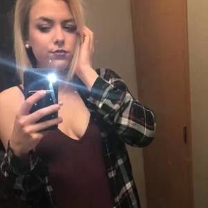 Meet your Posher, Abbie